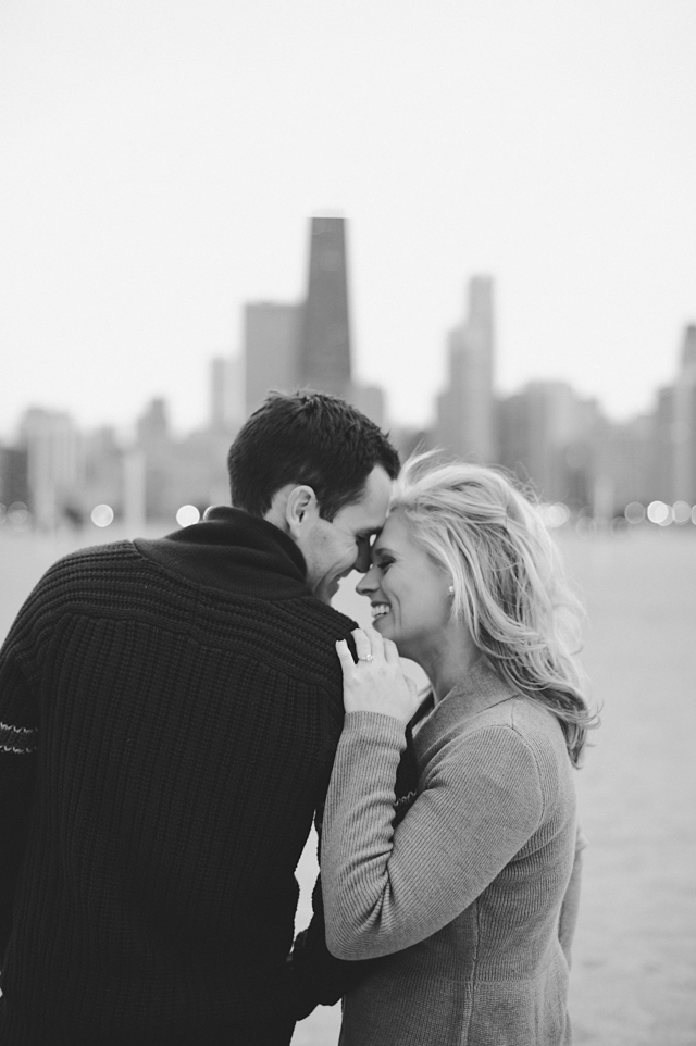 chicago skyline engagement photos-25