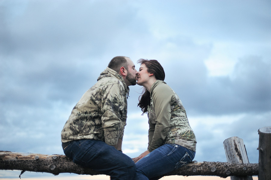 anchorage-engagement-photos-flat-top-28