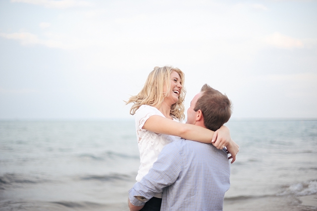 art institute chicago and oak street beach engagement photos