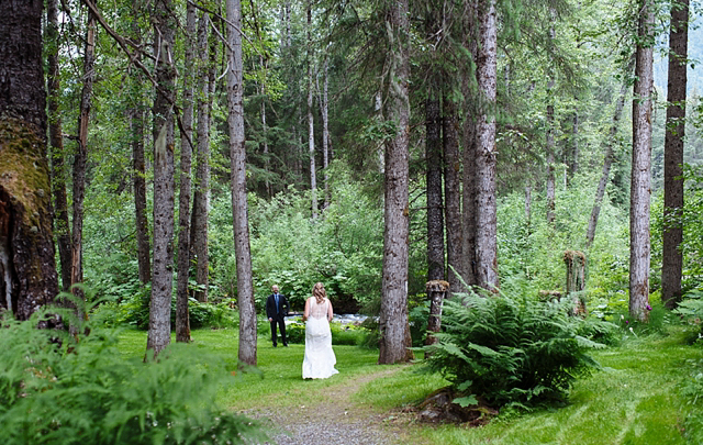 raven glacier lodge wedding -11