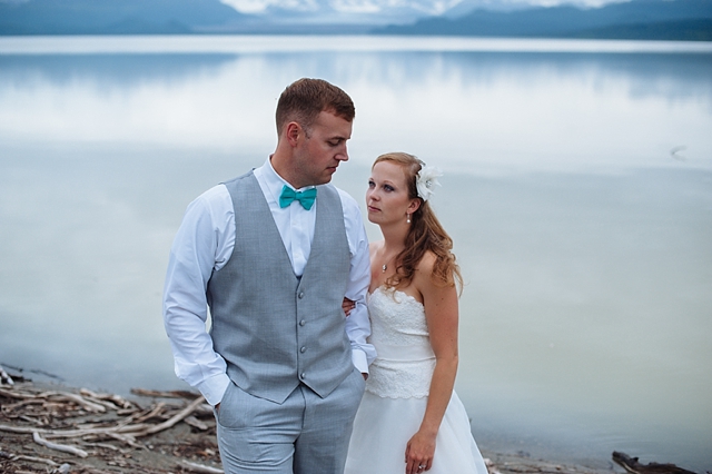 alaskan wilderness wedding photography at beluga lake