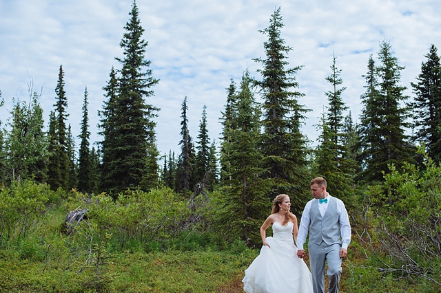 alaskan wilderness wedding photography at beluga lake