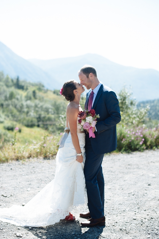 Anchorage Alpenglow Lodge Arctic Valley Wedding Photos-28