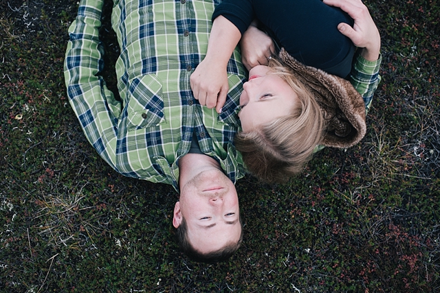 hatcher pass engagement photos in the fall
