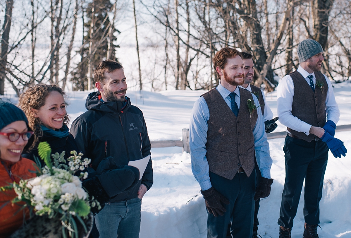 Outdoor Anchorage Winter Elopement wedding party